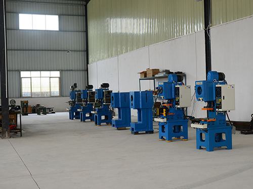 廠房設(shè)備機械